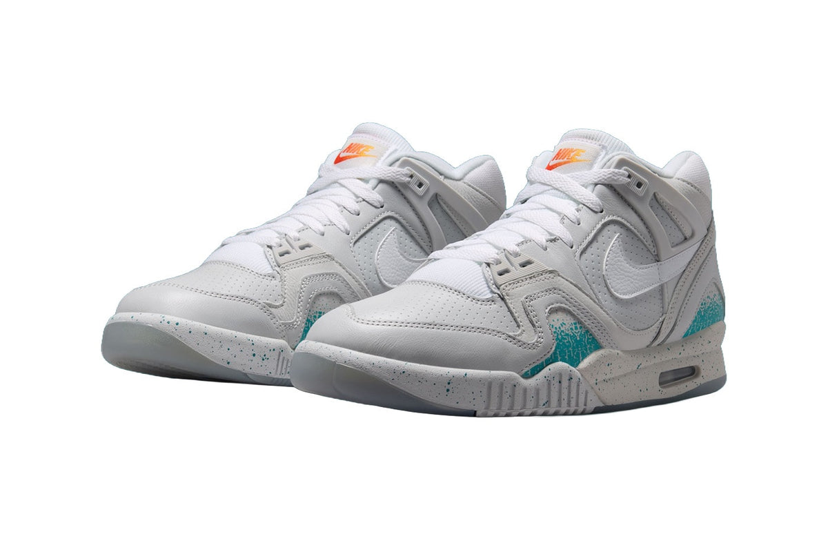 Nike Air Tech Challenge 2 Back to the Future Mag