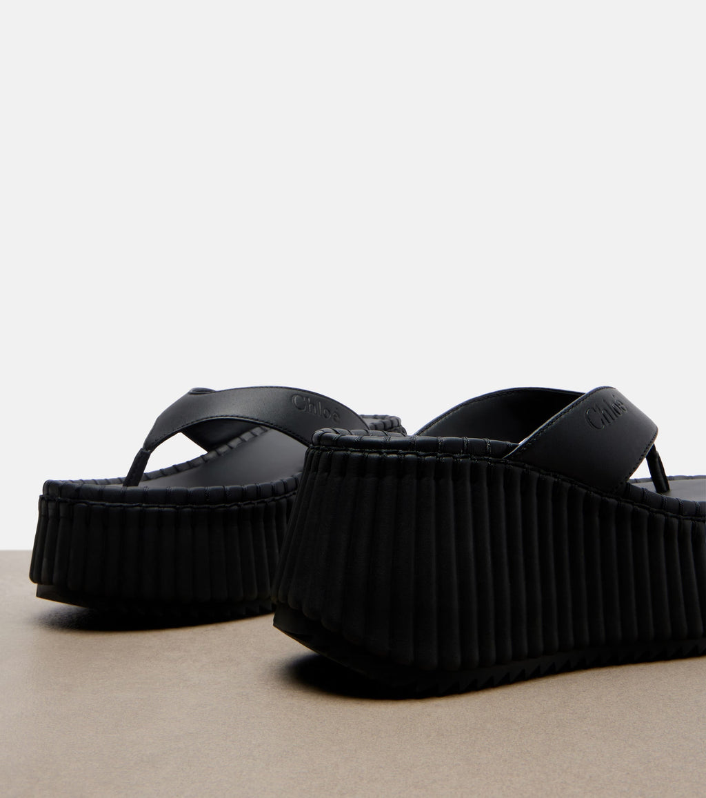 Chloé Nama Leather Platform Thong Sandals – Black