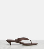 Gucci Vittoria Thong Sandals – Brown