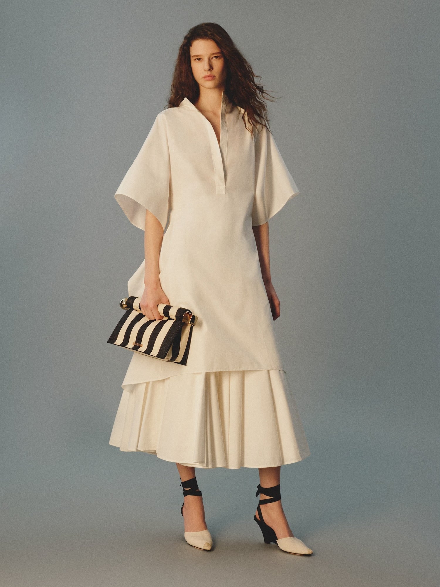 Rond Carré Striped Clutch – Black & Ivory Raffia