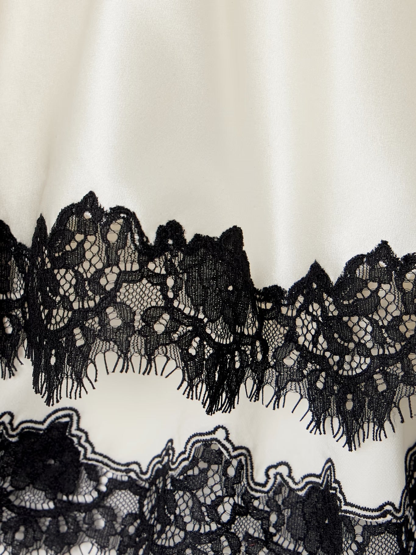 DÔEN Giulietta Lace-Trimmed Silk-Charmeuse Mini Skirt
