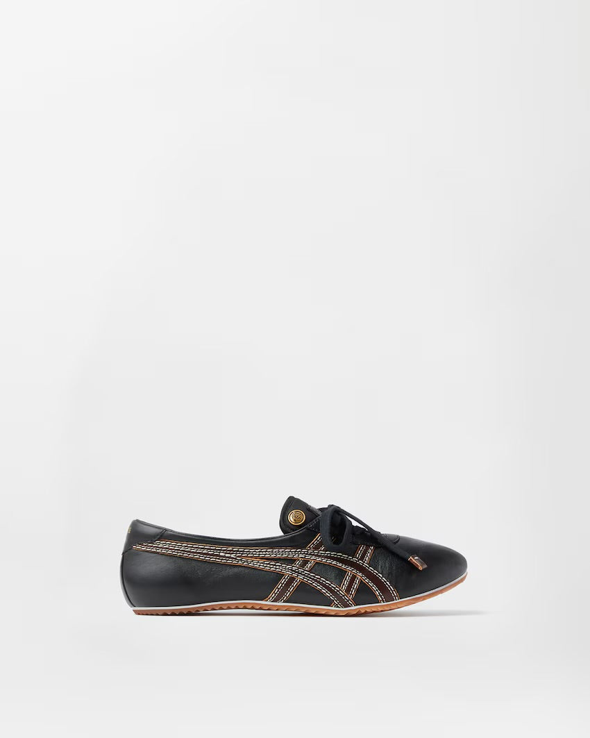 x Onitsuka Tiger TAI-CHI Sakura Nappa Trainers in Black & Brown