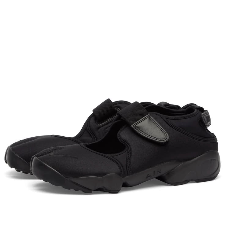 Nike Air Rift TRK3 Sneaker