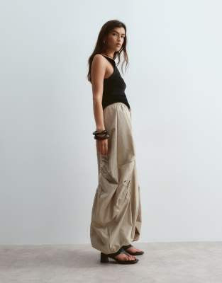 ARRANGE Ruched Barrel Utility Balloon Pant