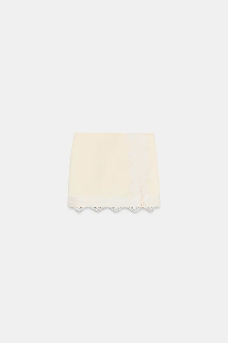 Contrast Lace Skort