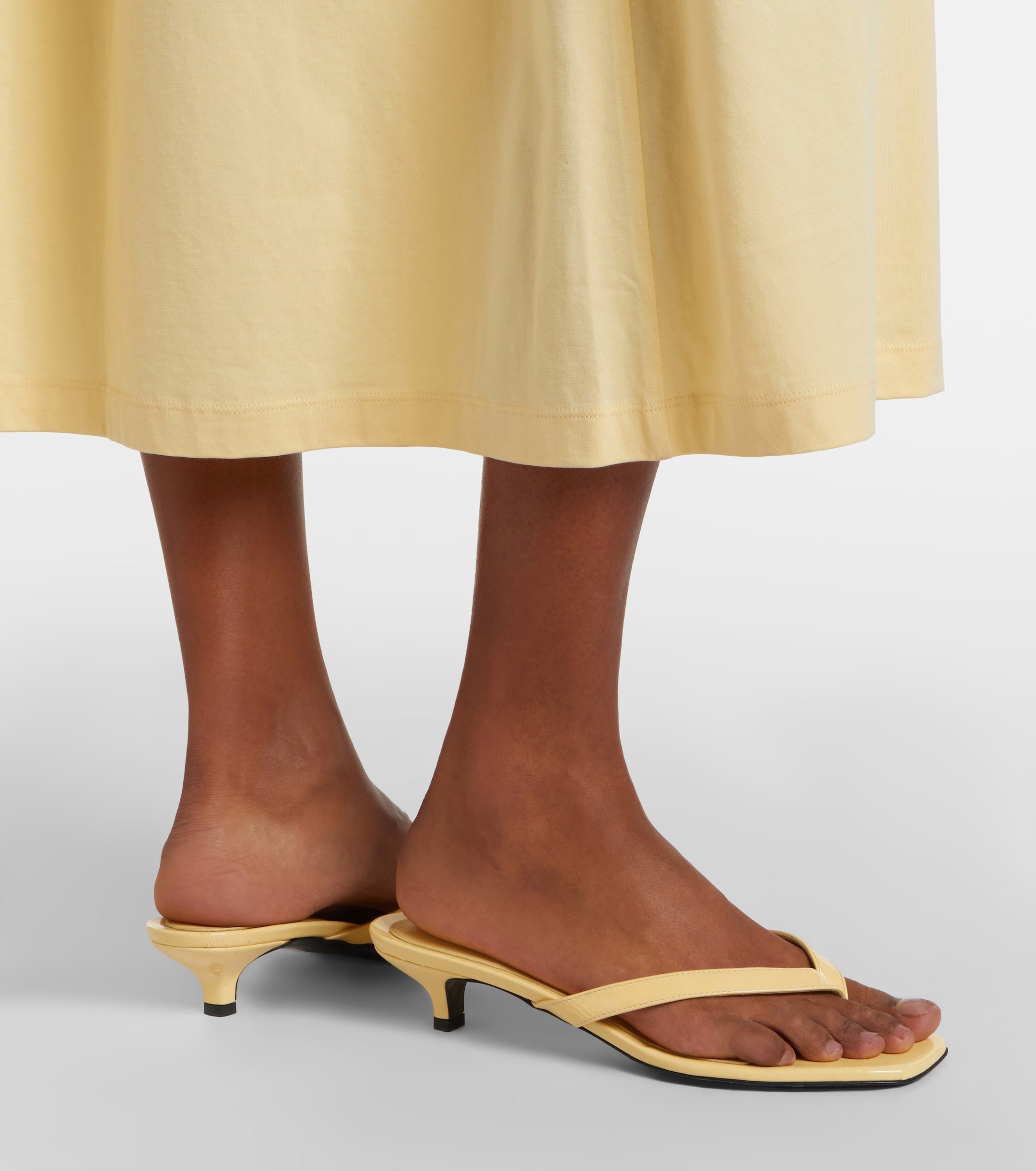 Toteme Leather Thong Sandals – Yellow