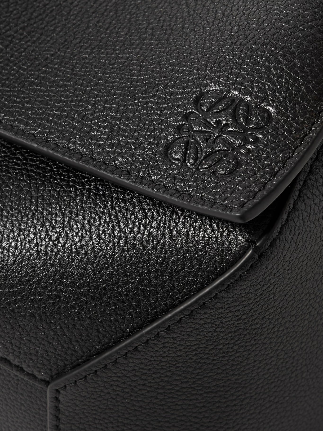 Loewe Puzzle Edge Small Textured-Leather Shoulder Bag