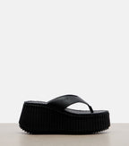 Chloé Nama Leather Platform Thong Sandals – Black