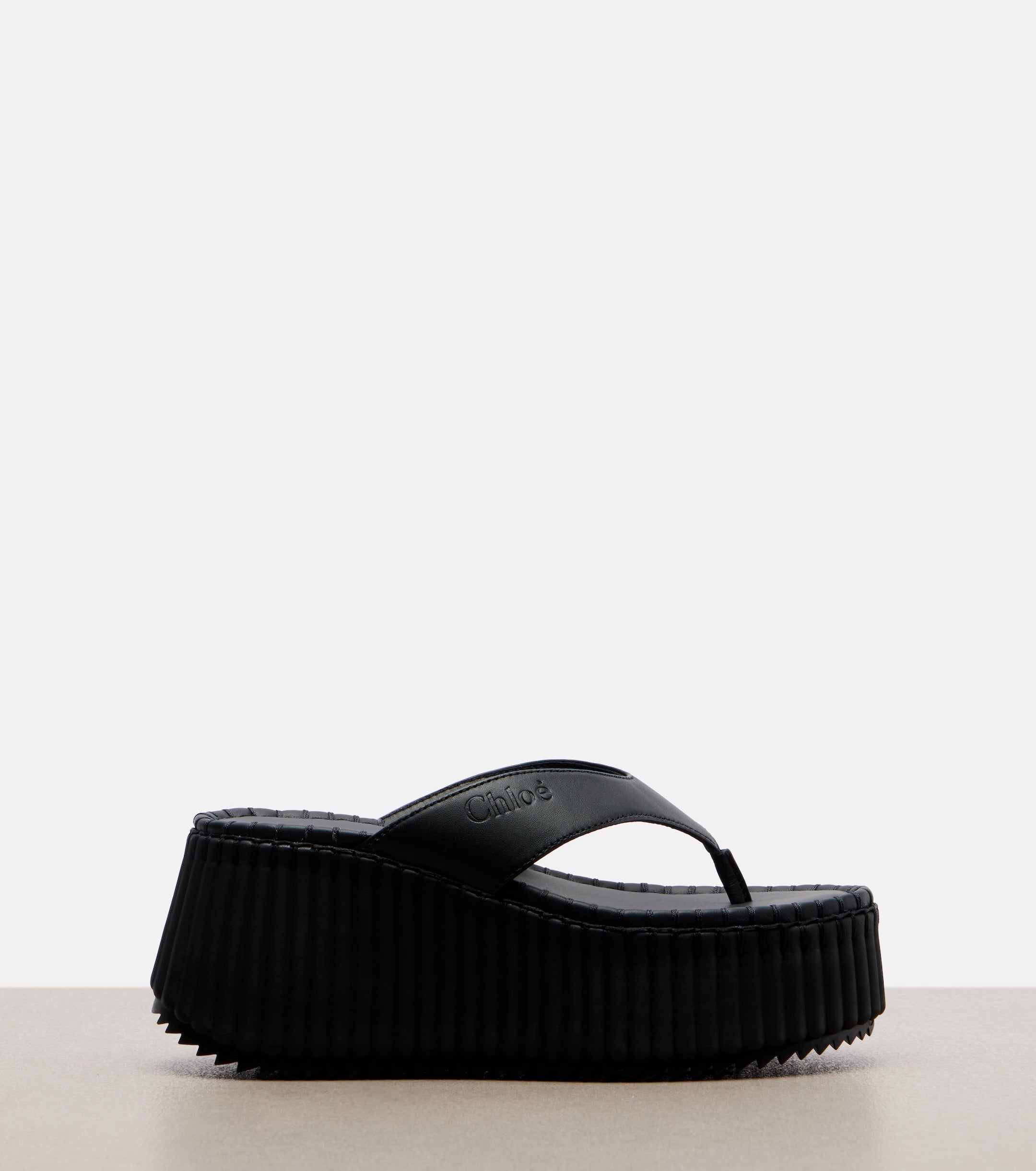 Chloé Nama Leather Platform Thong Sandals – Black