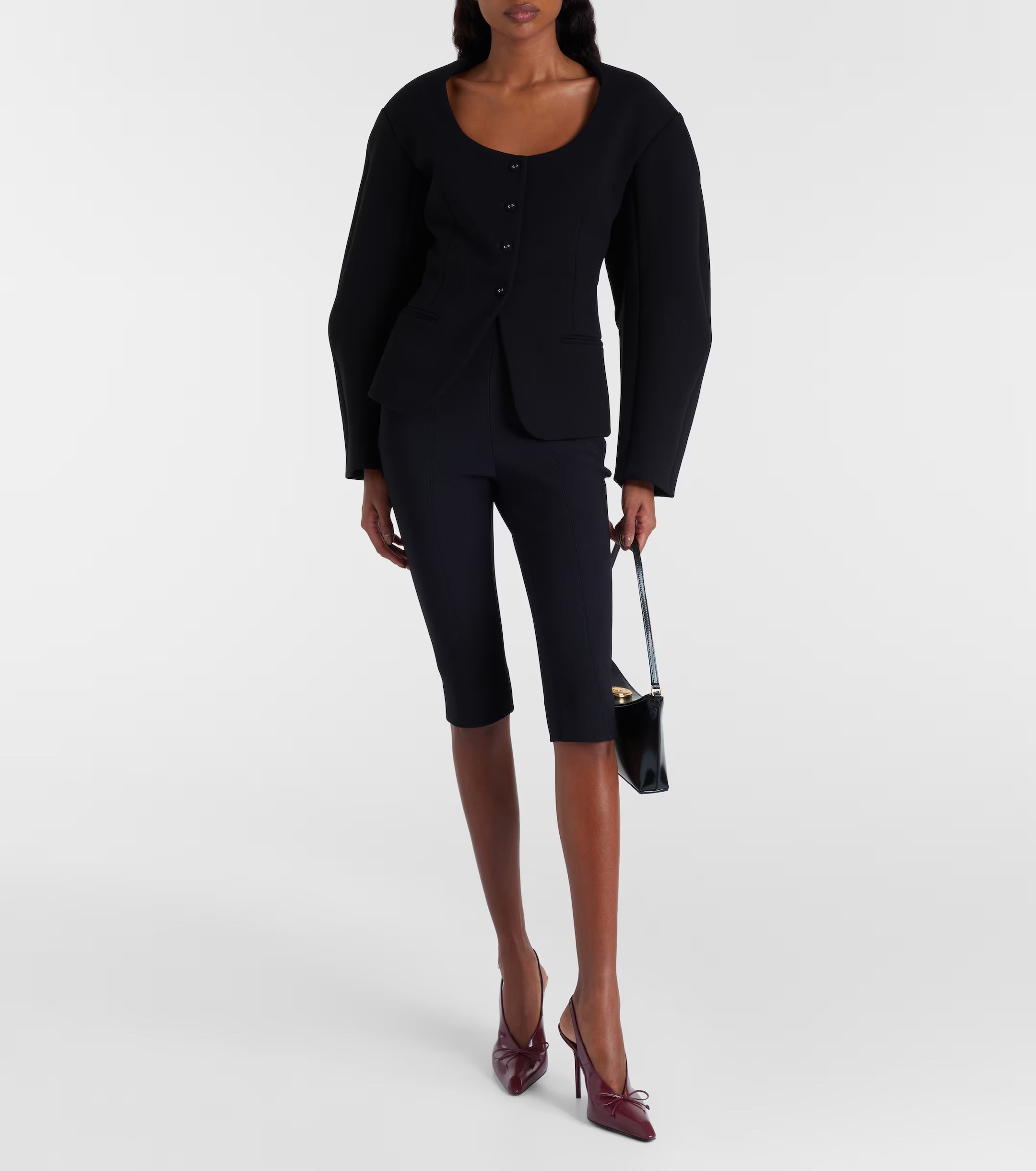 Jacquemus High-Rise Capri Pants in Black