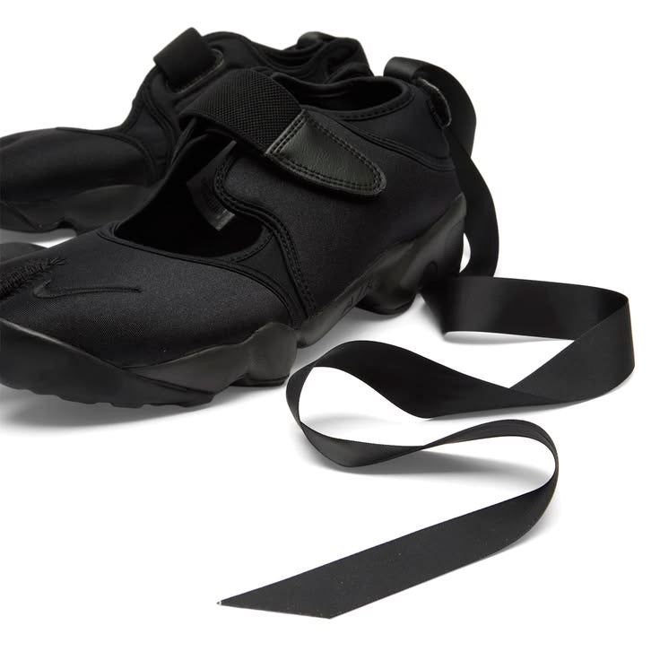 Nike Air Rift TRK3 Sneaker