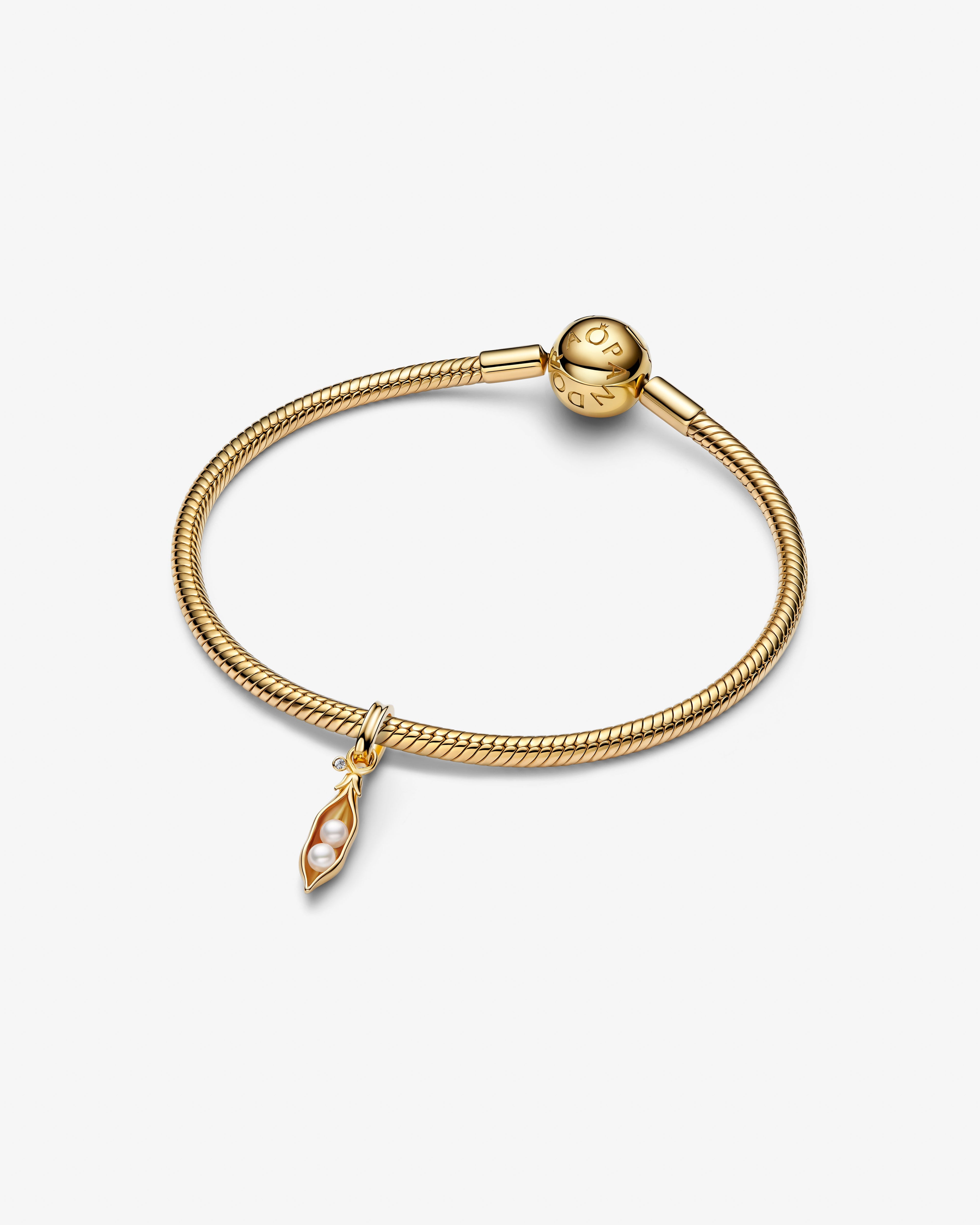 Pandora Peas In A Pod Pendant Pearl Gold