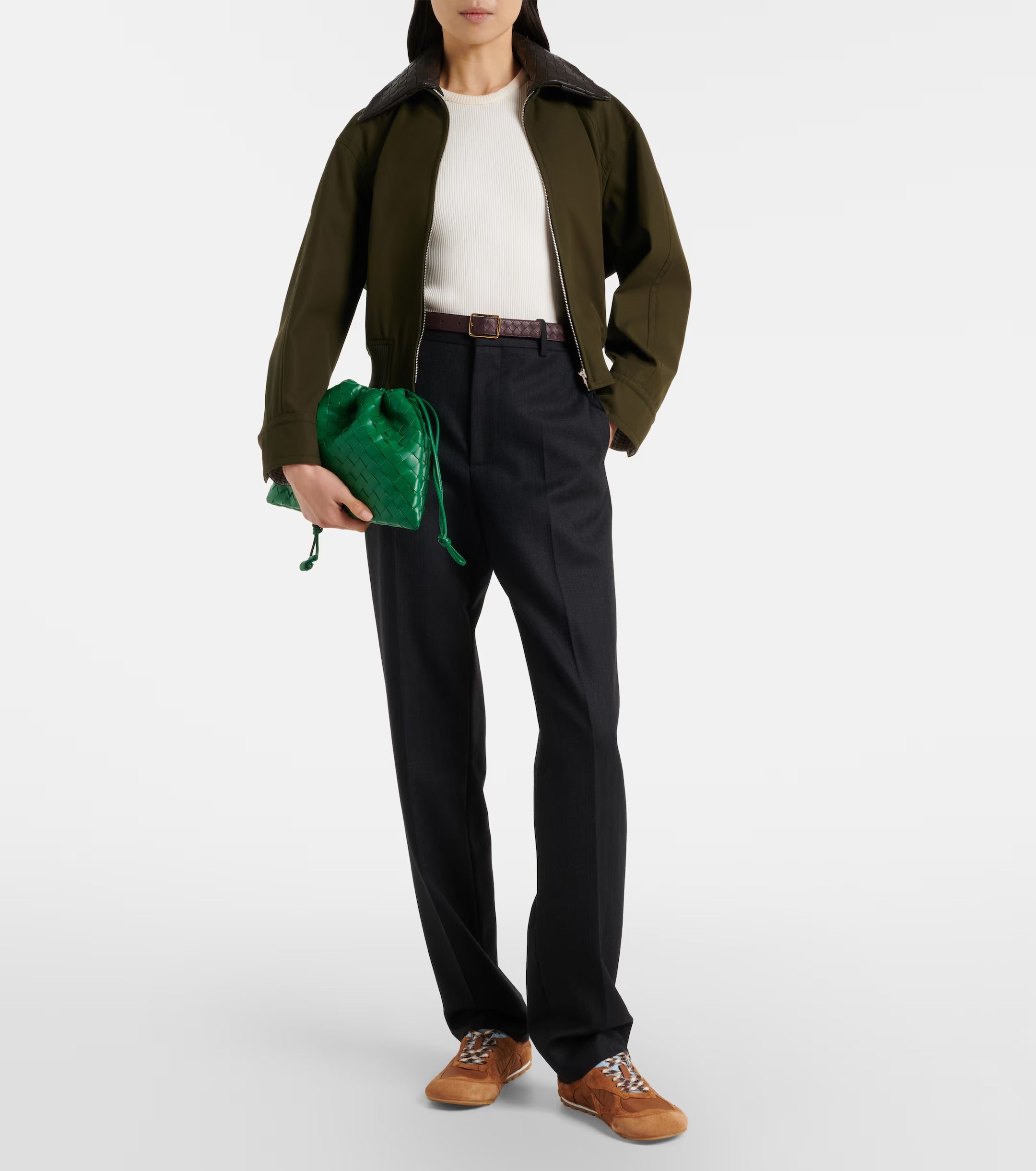 Bottega Veneta Intrecciato Medium Leather Pouch – Green