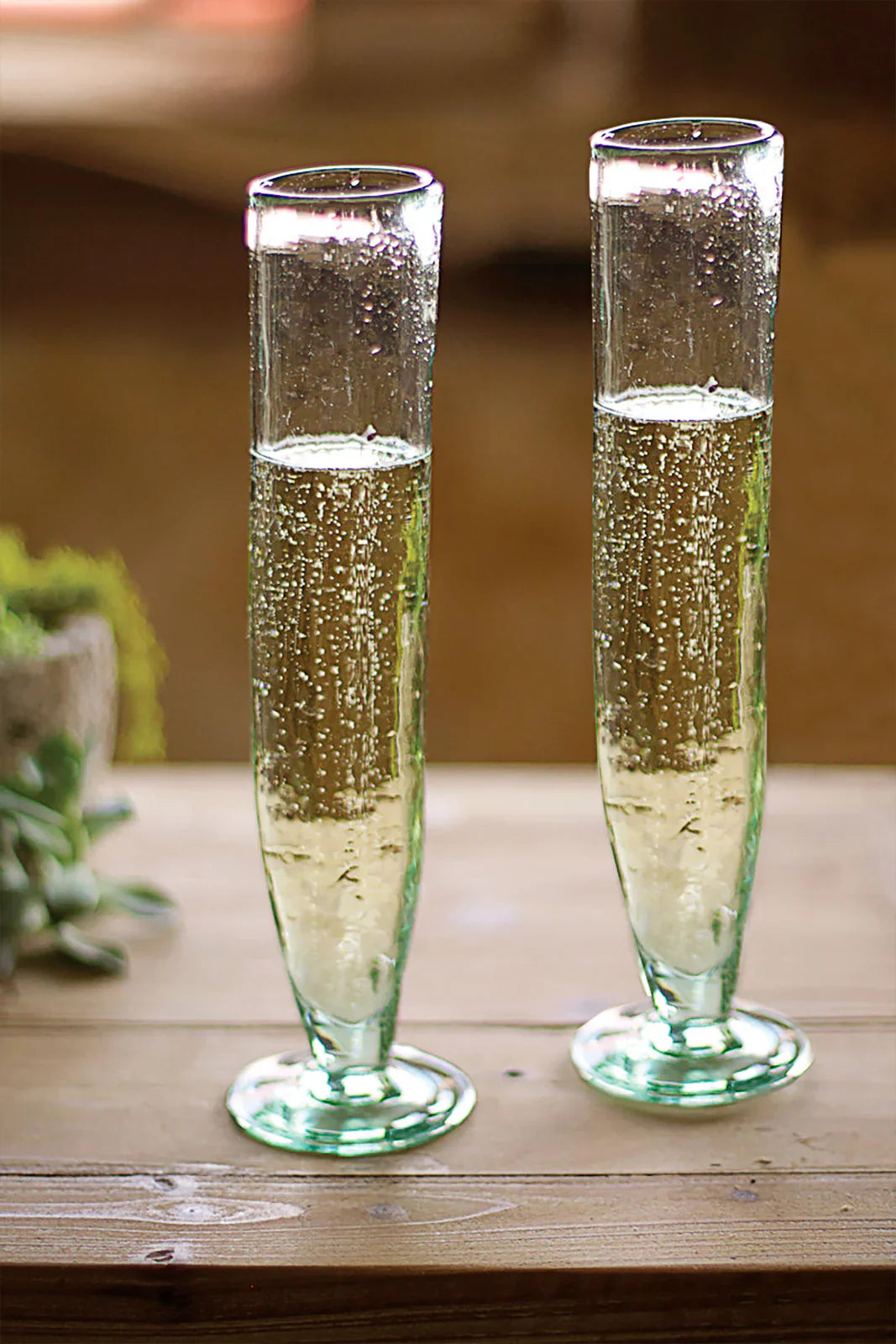 Blown Glass Tall Champagne Flutes – Set of 6