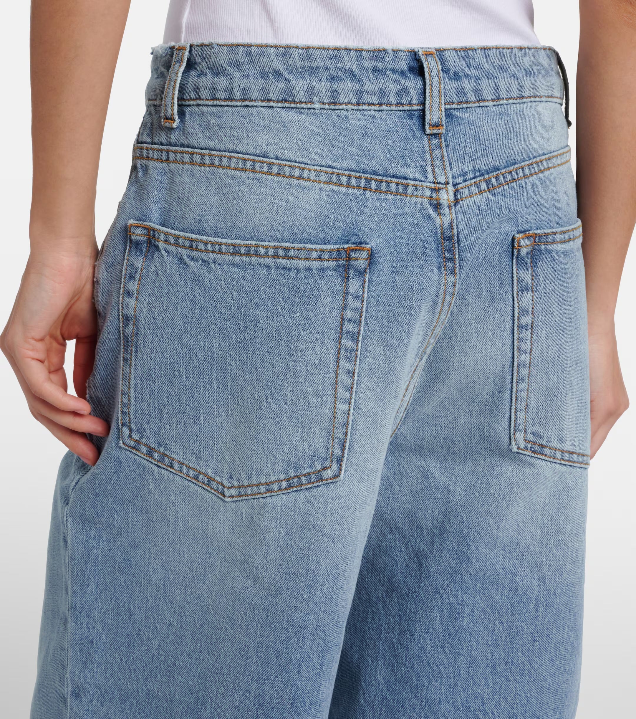 RÓHE Cotton Capri Jeans in Blue