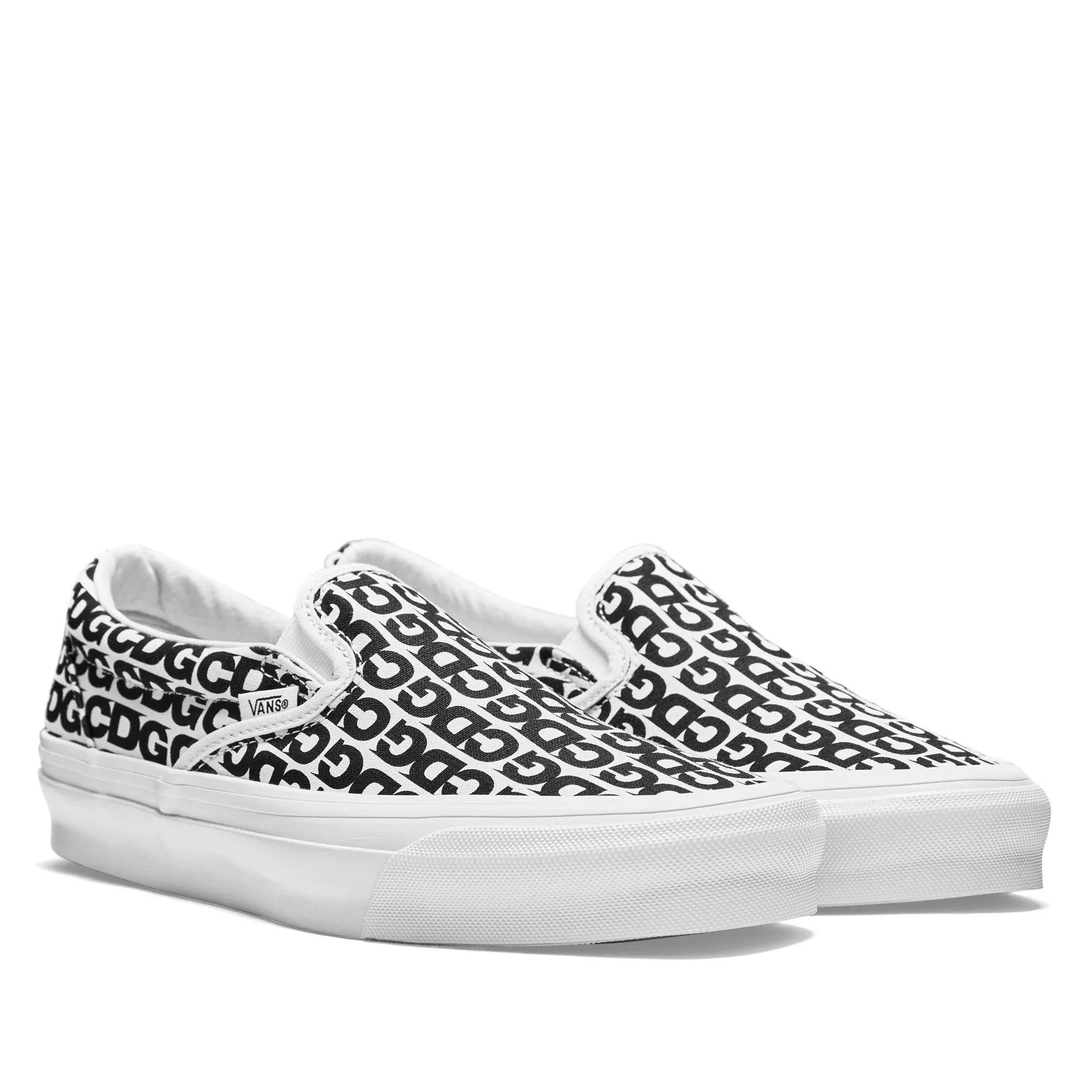 CDG x Vans Slip-On LX – White