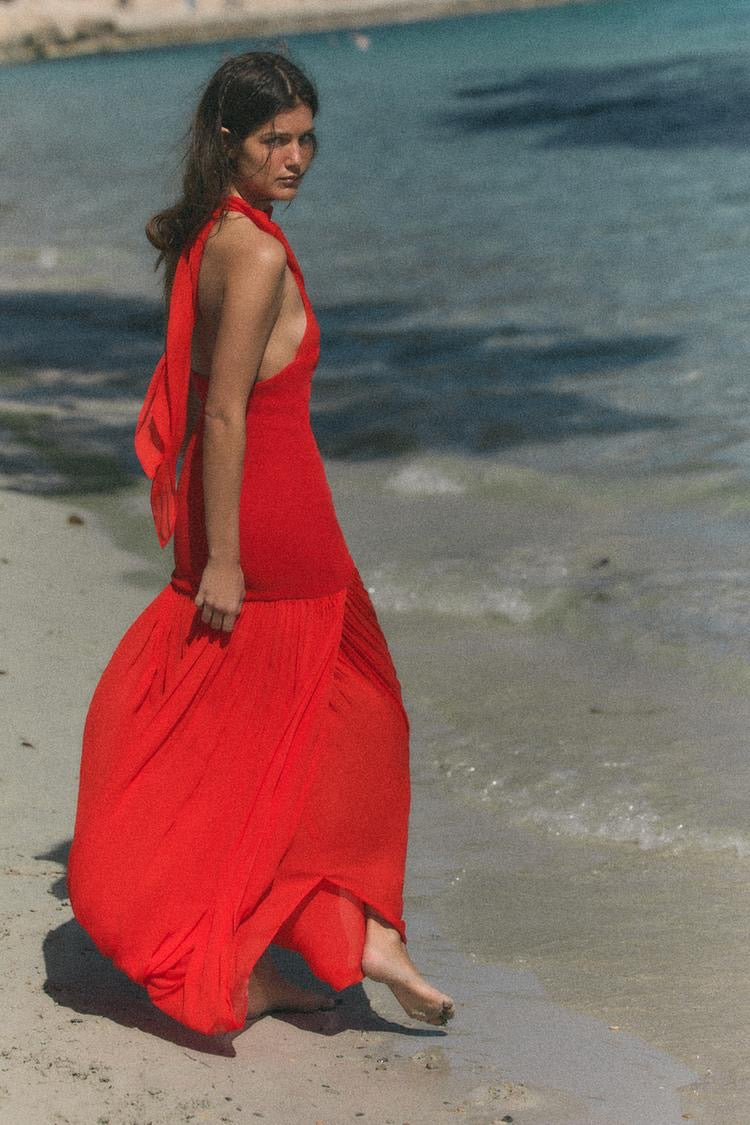 Combined Voluminous Halter Dress