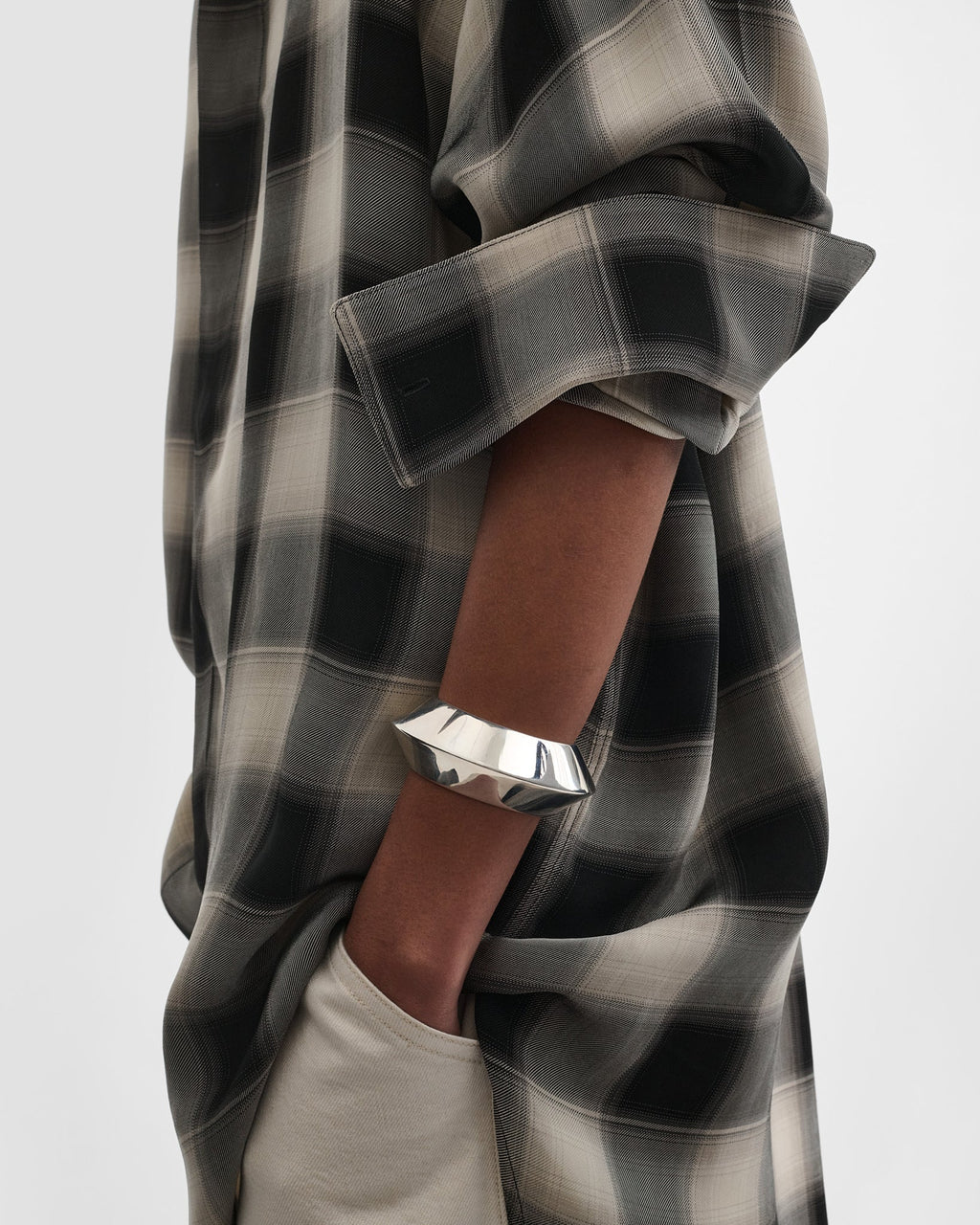 ORB CUFF | silver