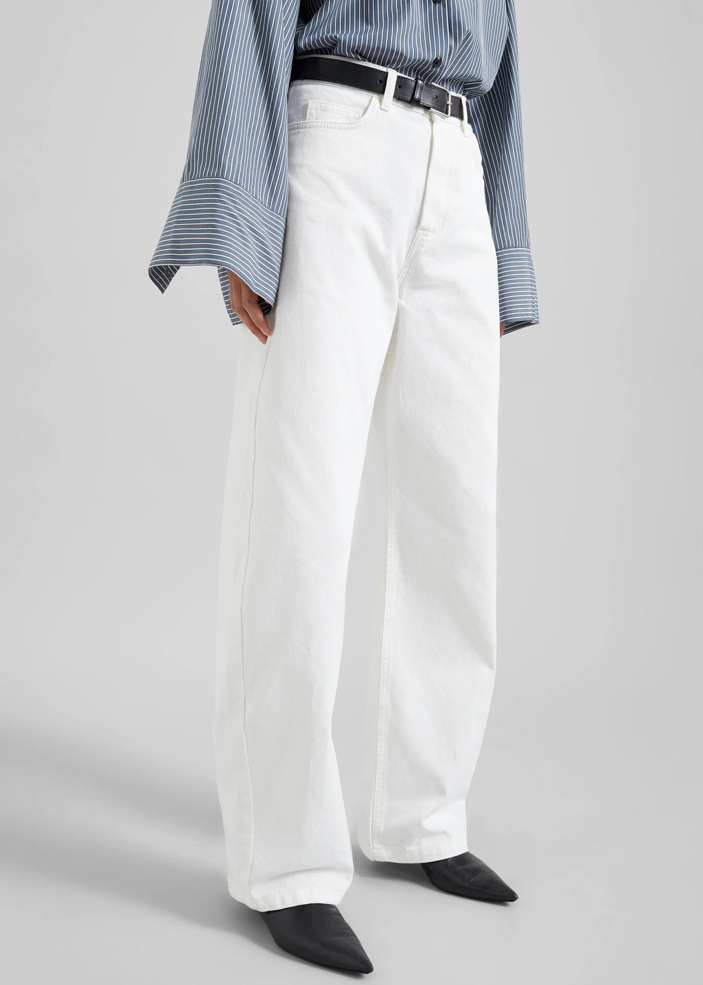 The Frankie Shop Nelton Barrel Leg Jeans White