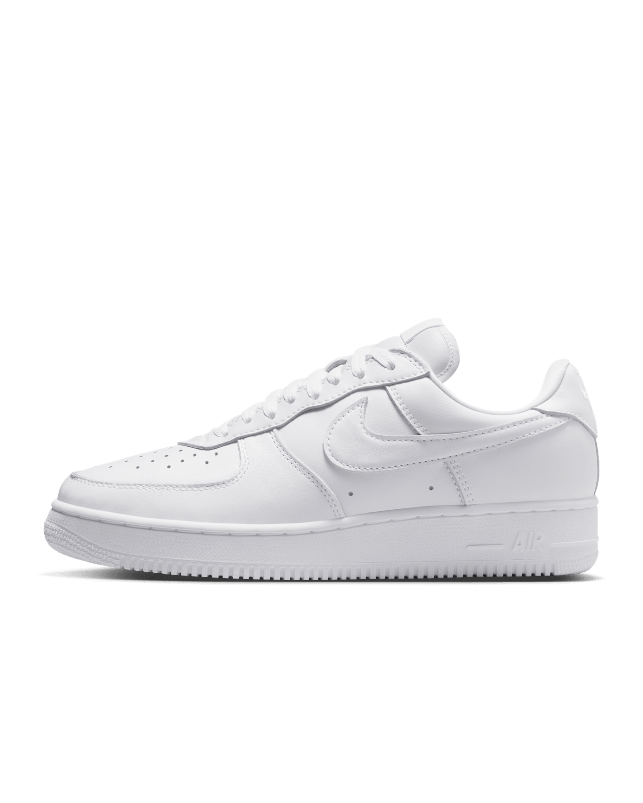 White Nike Air Force 1 01 sneakers